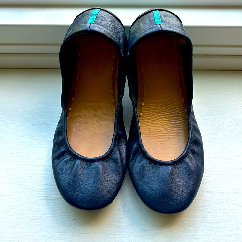 Size 7 Navy Tieks Worn 3 times